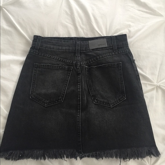 Carmar from LF vintage black denim skirt NWT😍😍 - Picture 3 of 6